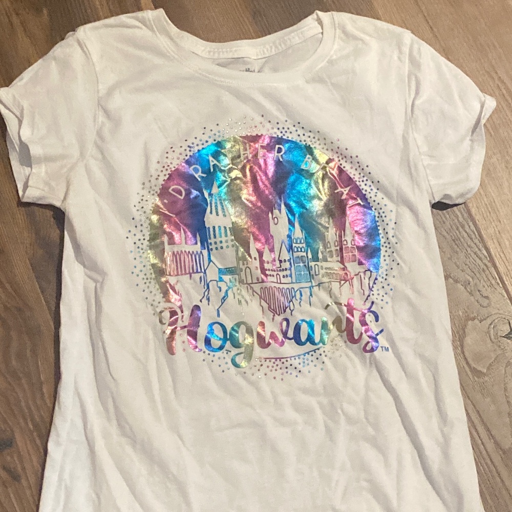 Harry Potter Hogwarts T shirt - Girls XL